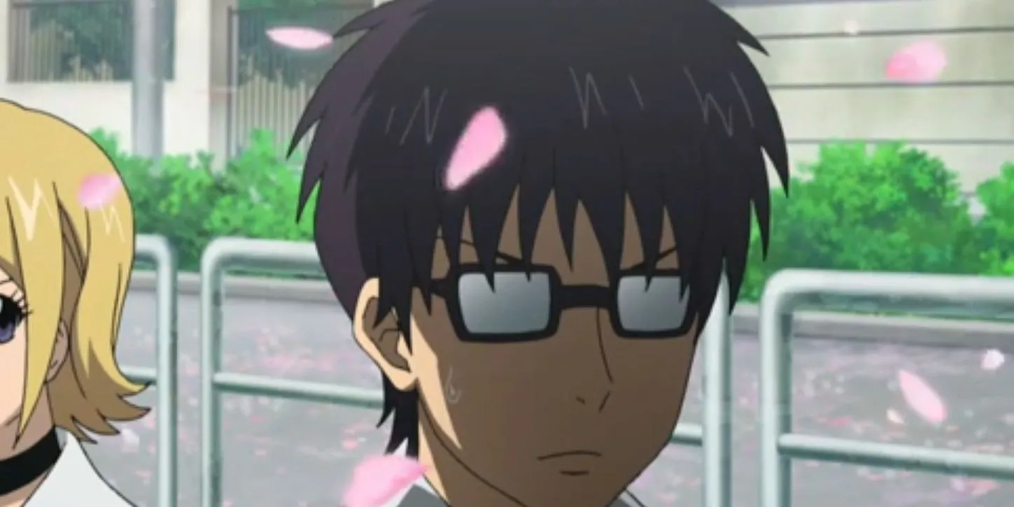 Kazuyoshi 'Switch' Usui trong Sket Dance sử dụng máy tổng hợp giọng nói để giao tiếp, minh họa cho quá khứ và hành trình chữa lành