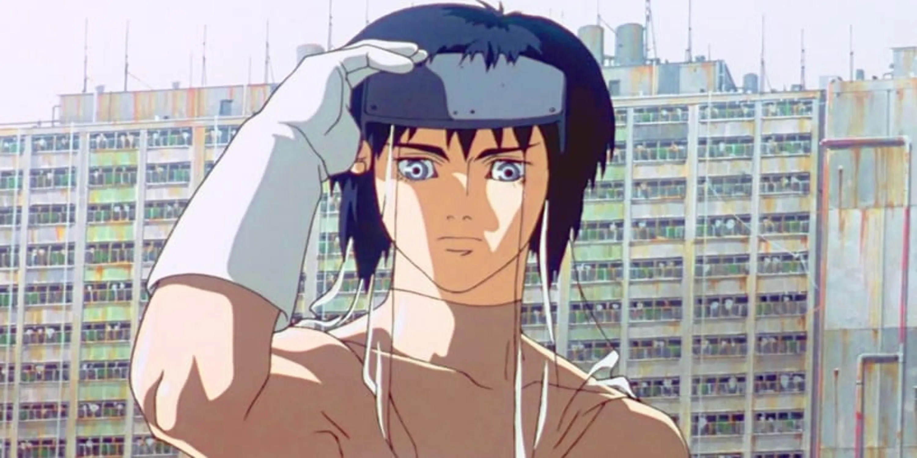 Thiếu tá Motoko Kusanagi, nhân vật cyborg biểu tượng trong Ghost in the Shell