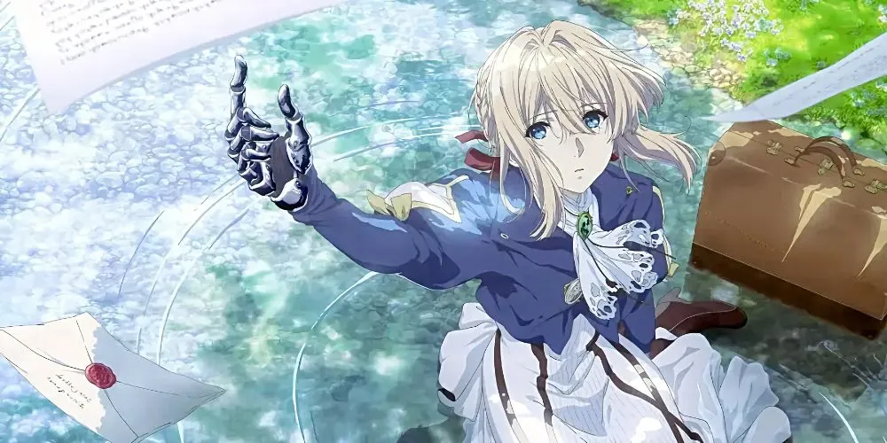 Violet từ Violet Evergarden trong bộ trang phục búp bê tự động với mái tóc vàng óng và biểu cảm ngơ ngác