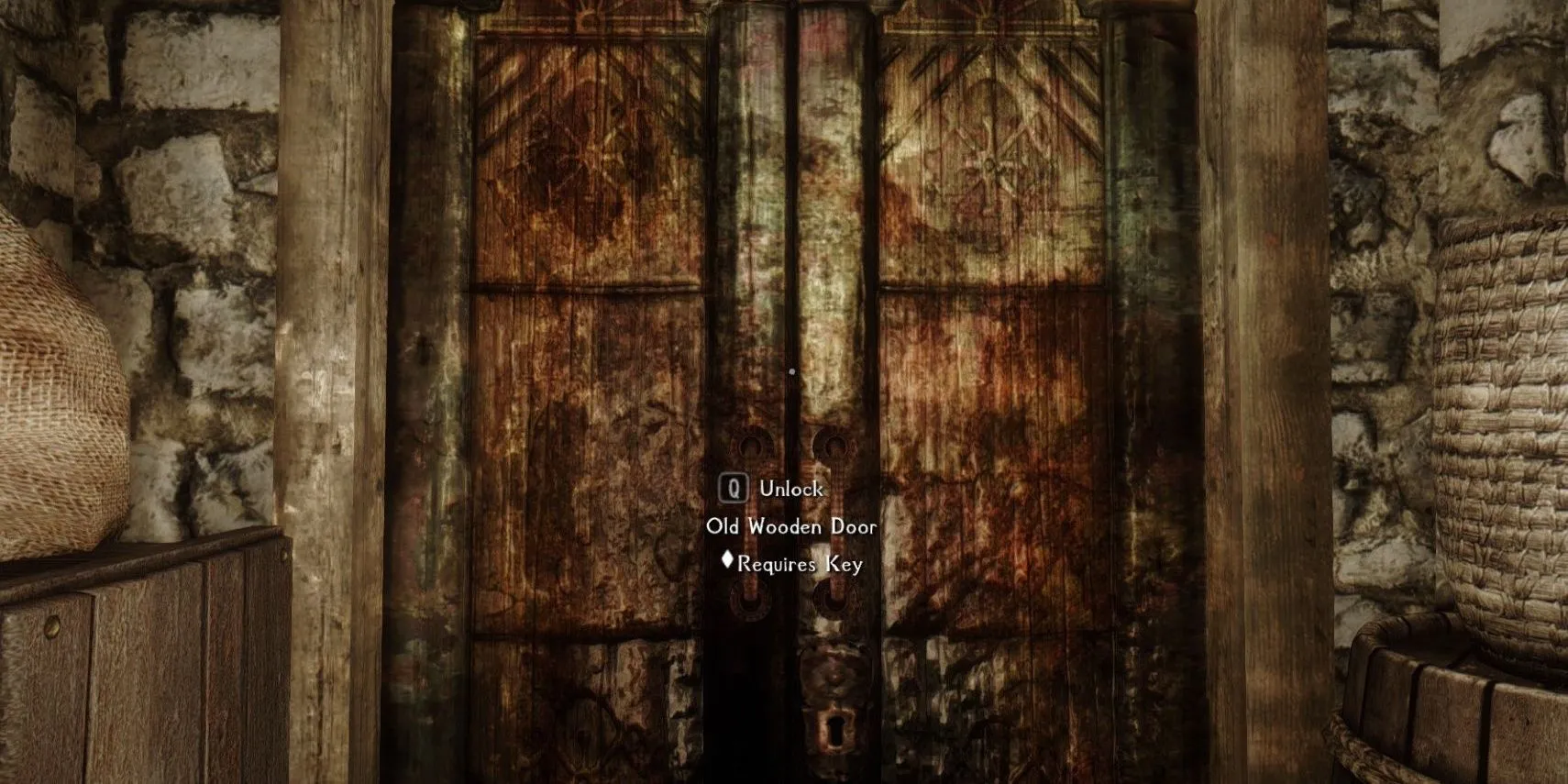 Cánh cửa bí ẩn thì thầm trong Dragonsreach, Whiterun, dẫn đến nhiệm vụ &quot;The Whispering Door&quot; của Mephala và Ebony Blade.