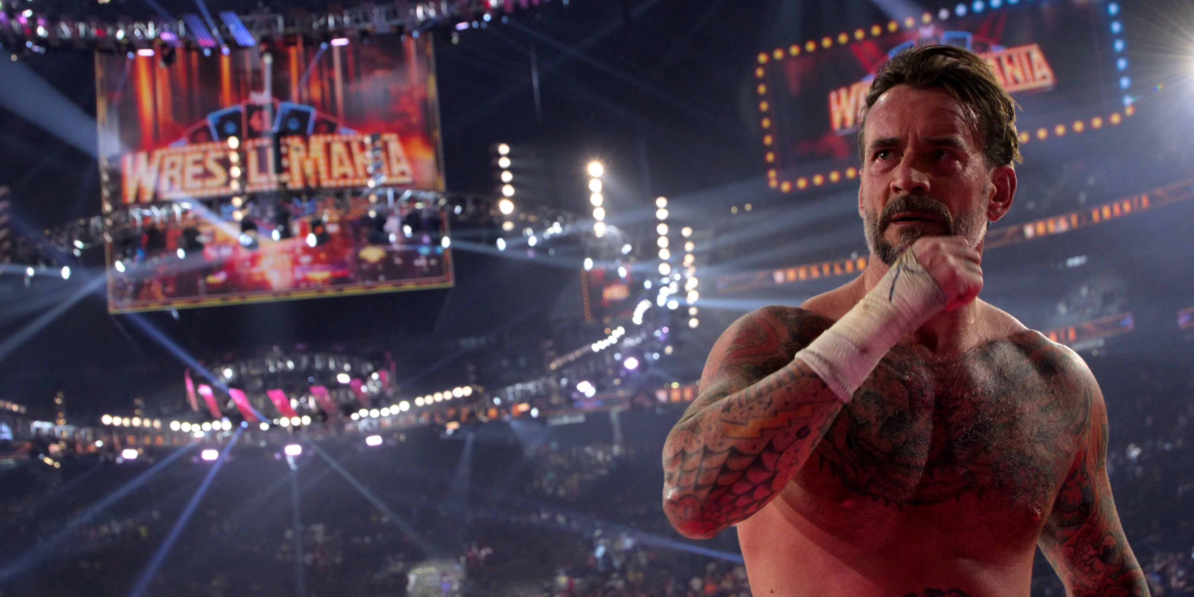 CM Punk trở lại đầy cảm xúc trong series WWE Unreal của Netflix