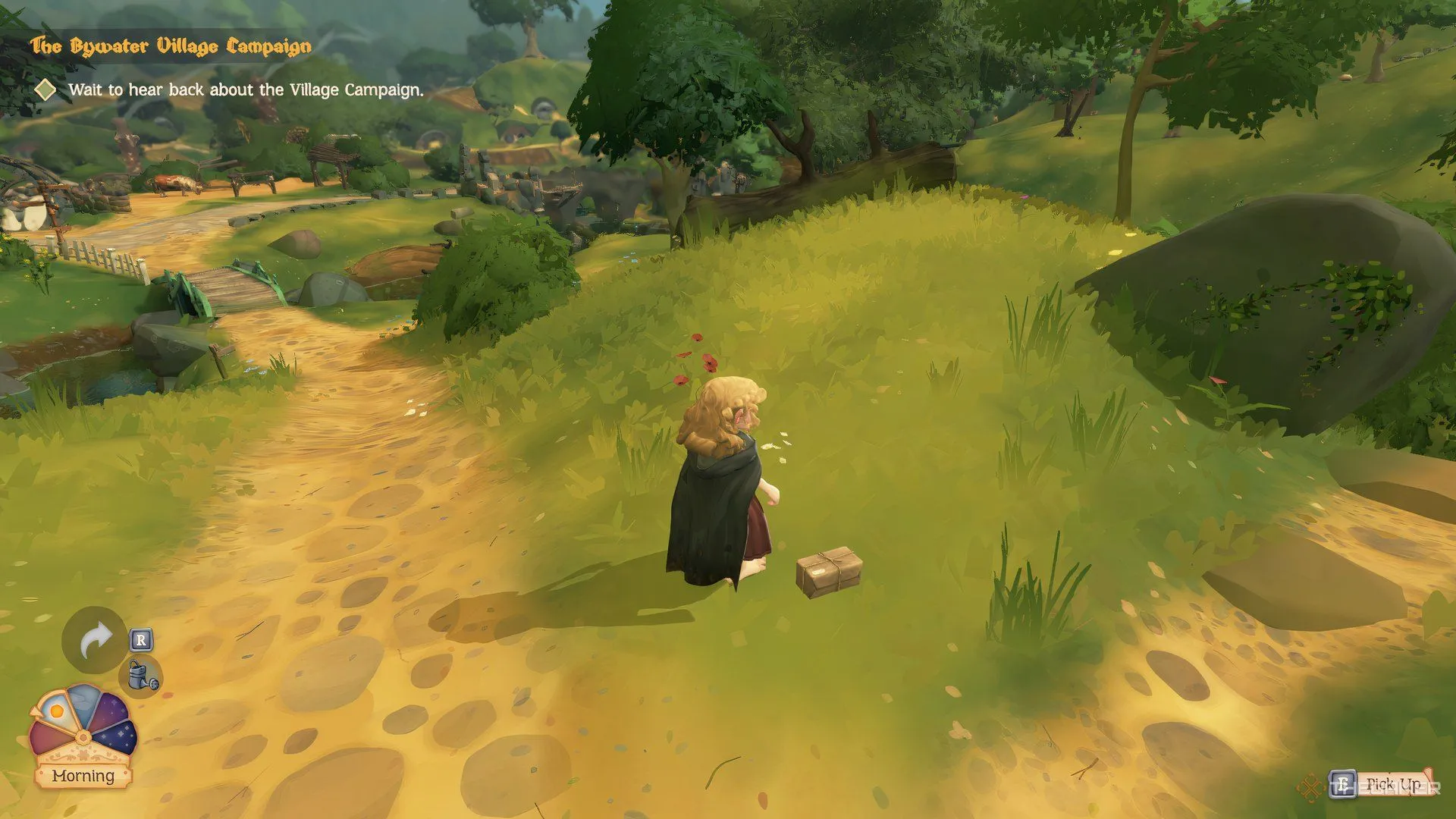 Một gói hàng bị thất lạc nằm trên mặt đất trong Tales of the Shire, gợi ý về nhiệm vụ trả đồ và nhận thưởng từ dân làng.