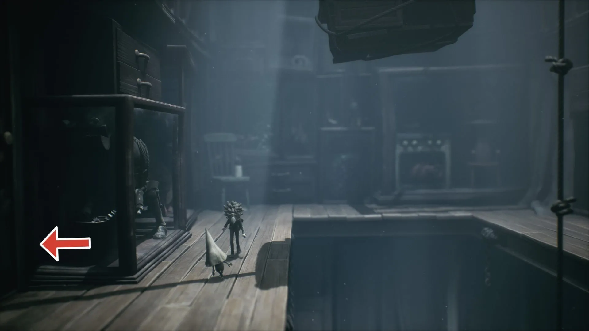 Theo đuổi Nome sau khi mở tủ trong phòng búp bê Little Nightmares 3 Chương 3
